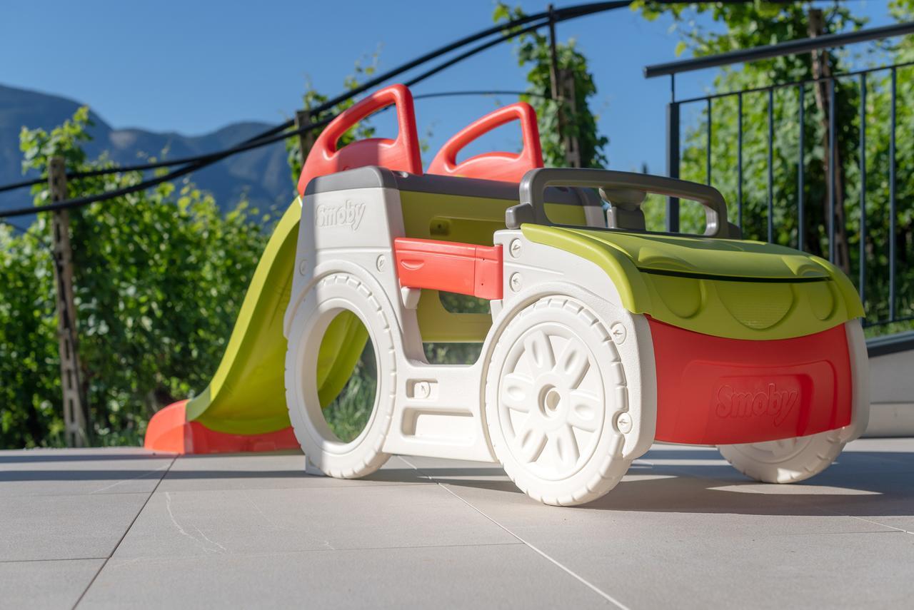 ホテル Vineus Tramin テルメーノ エクステリア 写真